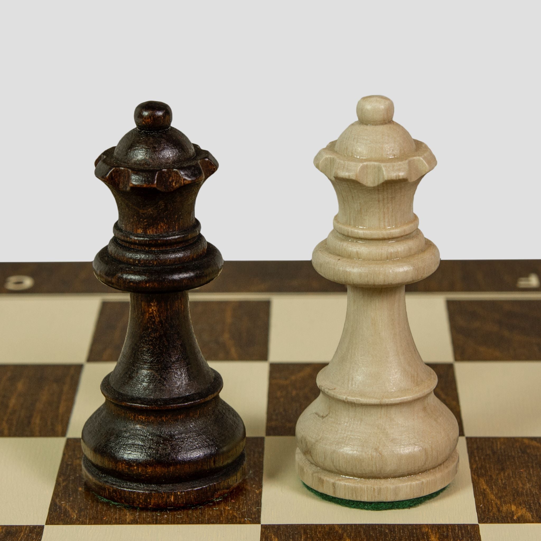 Set di regina aggiuntivi per Staunton No. 5 (per CHW26JM GERMAN) - ffe38aa313224e9c67482860bc7d09f4