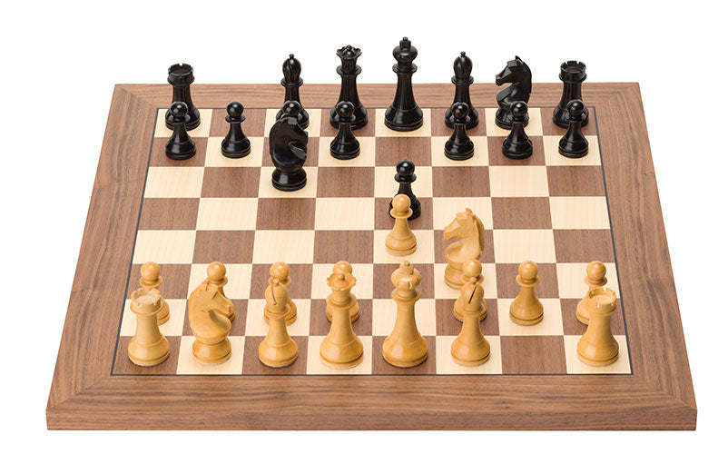szachownica-elektroniczna-dgt-usb-wenge-klon-figury-fide-chca14setfide.jpg